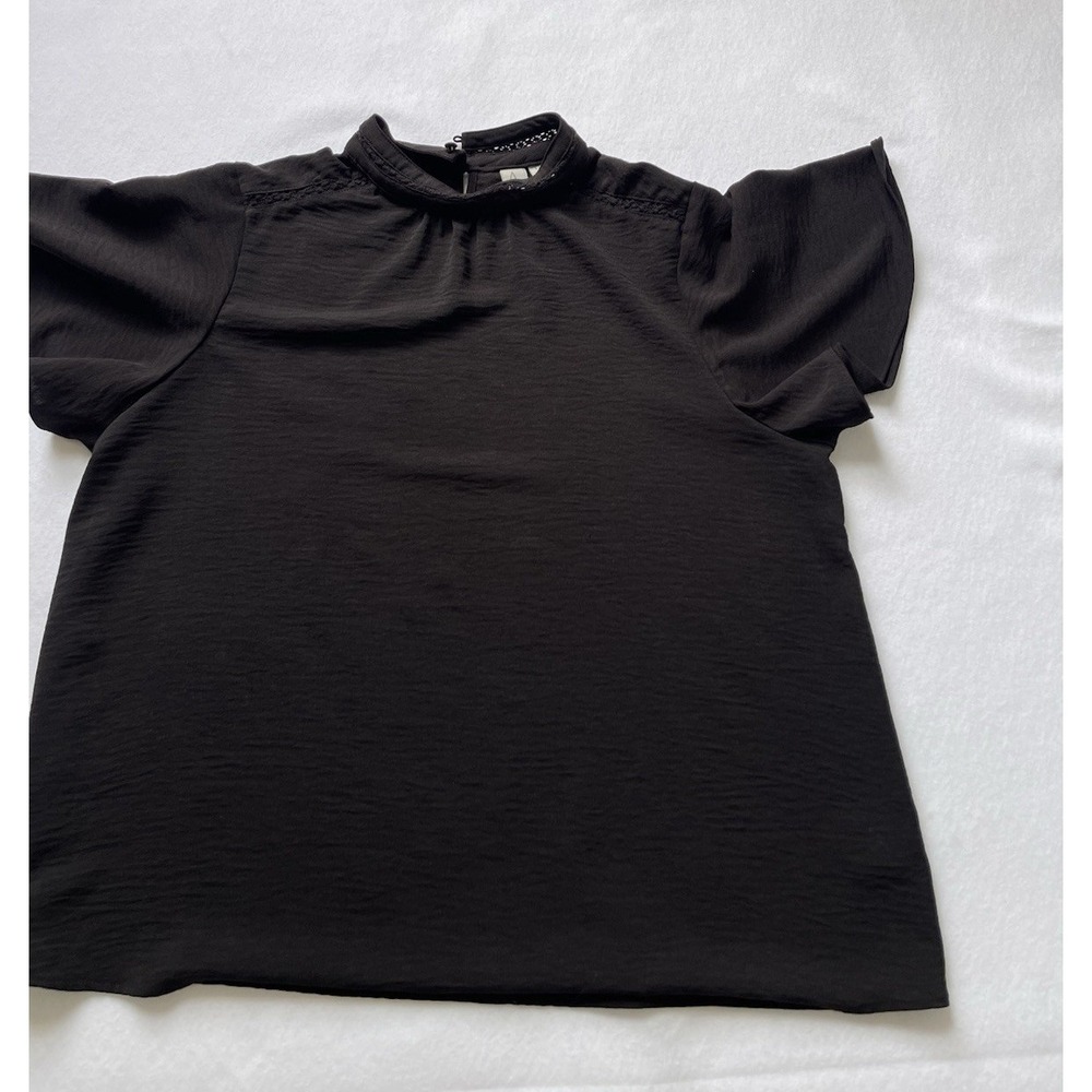 Joie Black Mock Neck Short Sleeve Blouse Women's Size L Solid Pattern Regular
